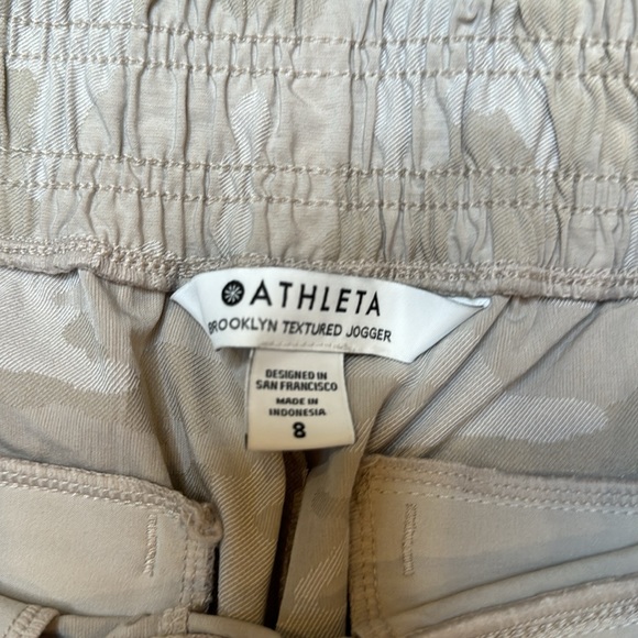 ATHLETA Brooklyn jogger SIZE 8 white camo - Picture 5 of 5